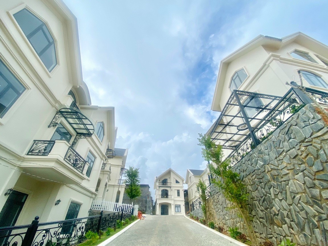 Royall Villa Đà Lạt - khu biệt thự nghỉ dưỡng mang phong cách châu âu.